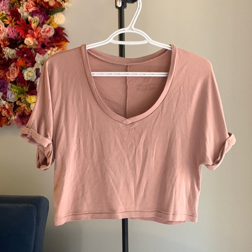 Ribbonluxe Crop V-Neck Tee